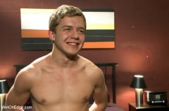 Ian Levine - Pizza boy with ripped abs gets fucked with The Shockspot | Picture (15)