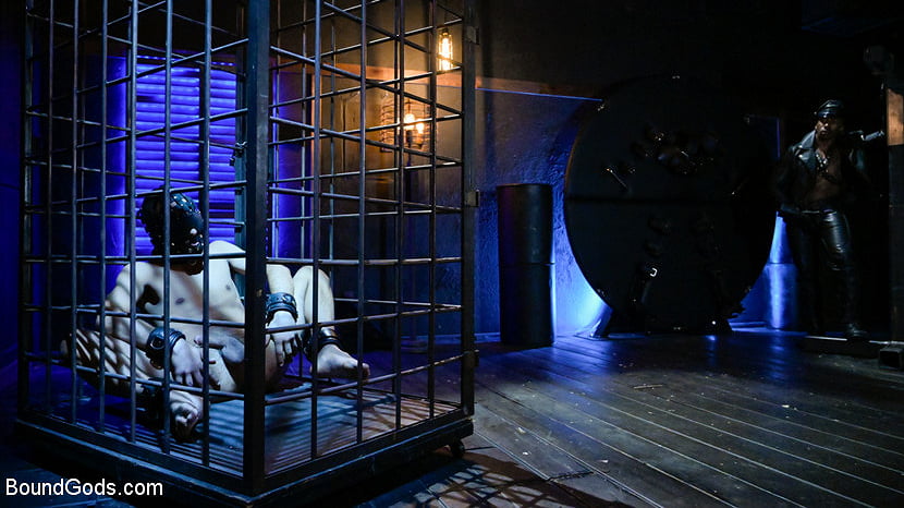Rat in a Cage: Chance Summerlin Serves Leather Muscle God Max Konnor