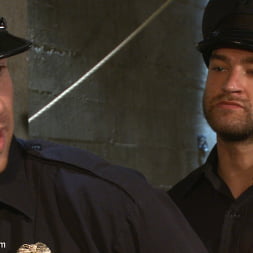 Good Cop - Bad Cop