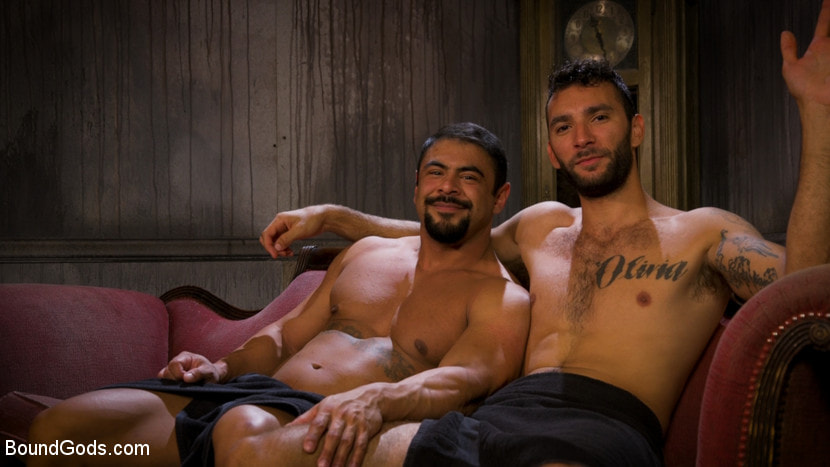Captured Criminal: Hard Working Stud Gags and Punishes Wanted Thief