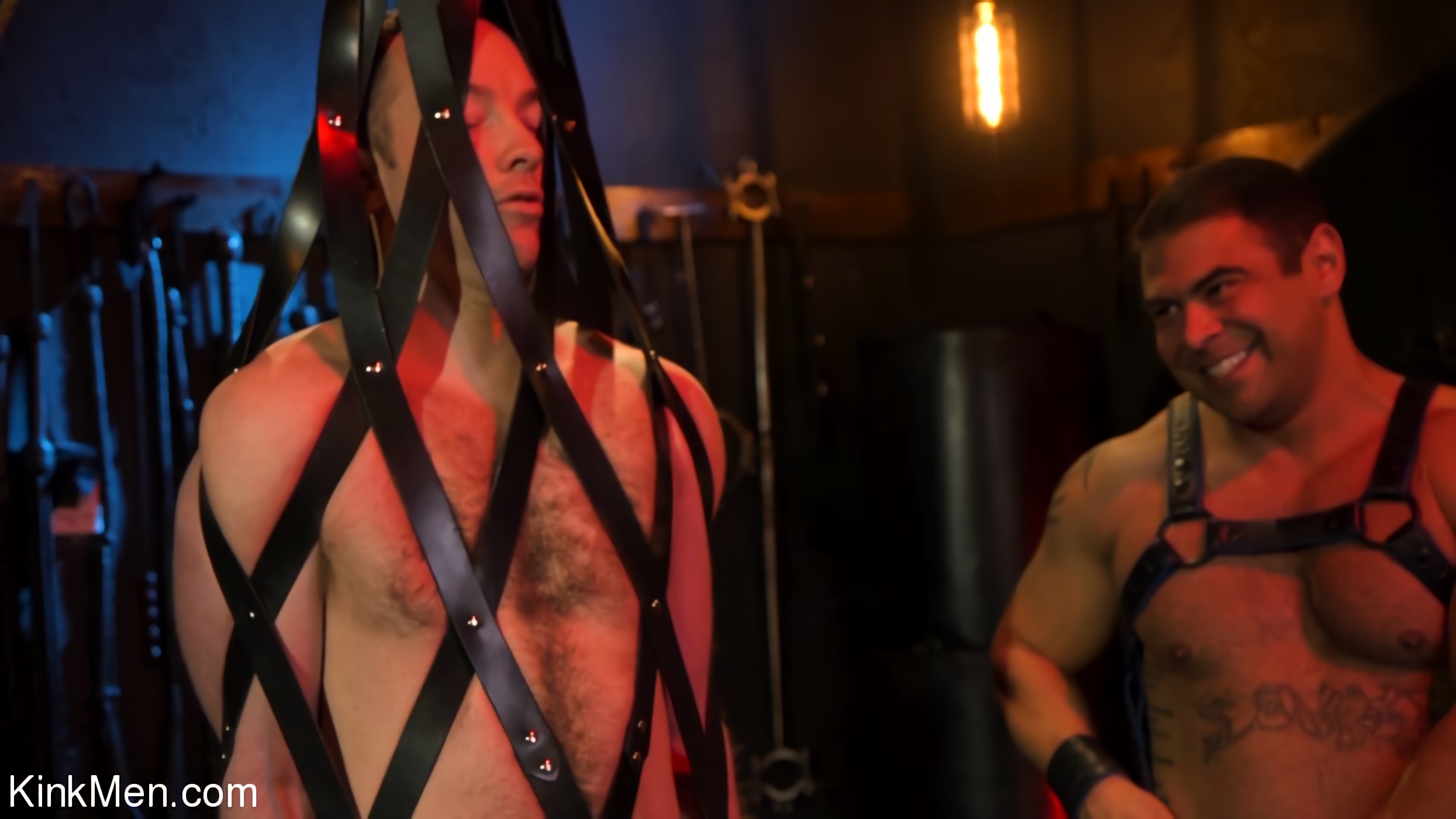 The Bottom Bitch: Draven Navarro Pulls Rank on Alex Hawk RAW