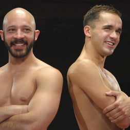 Hot Newcomer Max Woods takes on undefeated Dylan Strokes