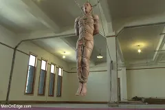 JR Matthews - Vertical Suspension, Tickle Torment and Extreme Edging | Picture (10)