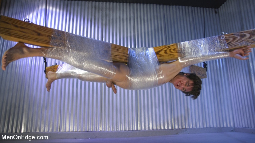 Muscle Twink Josh Hunter Edged in Captivity