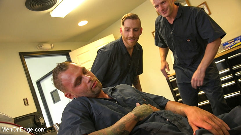 Motorcycle Mechanic Stud Gets His Road Hard Hog Ridden to the Edge