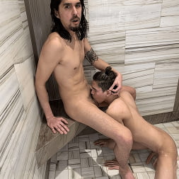 Feeding a Twink