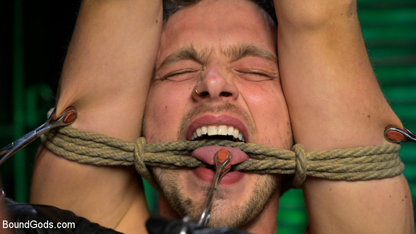 I Dream of Leather: Damon Heart Submits to Leather God Michael Roman