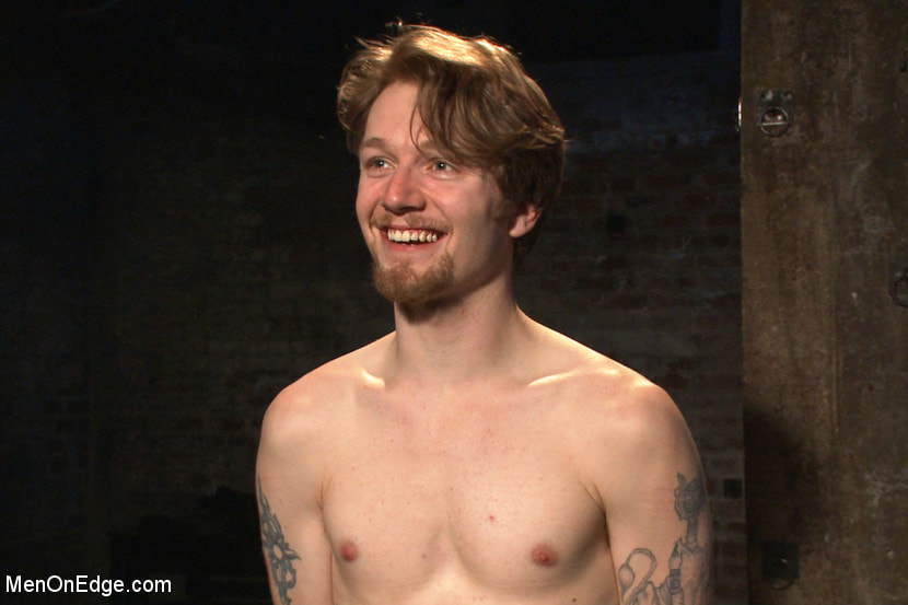 Stud taken from a straight porn shoot and made to suck cock