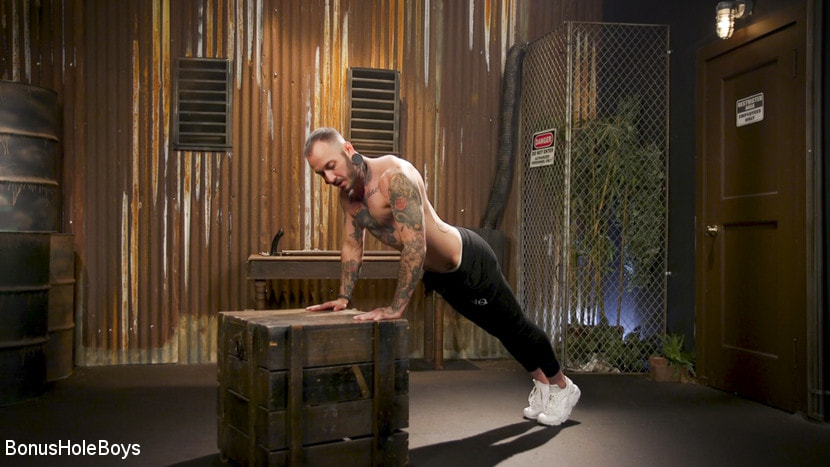 FTM Muscle Boy Gets Wet For The Gym