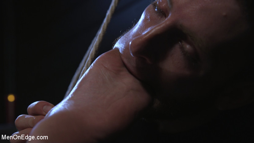 Wesley Woods gets plugged and edged in full suspension